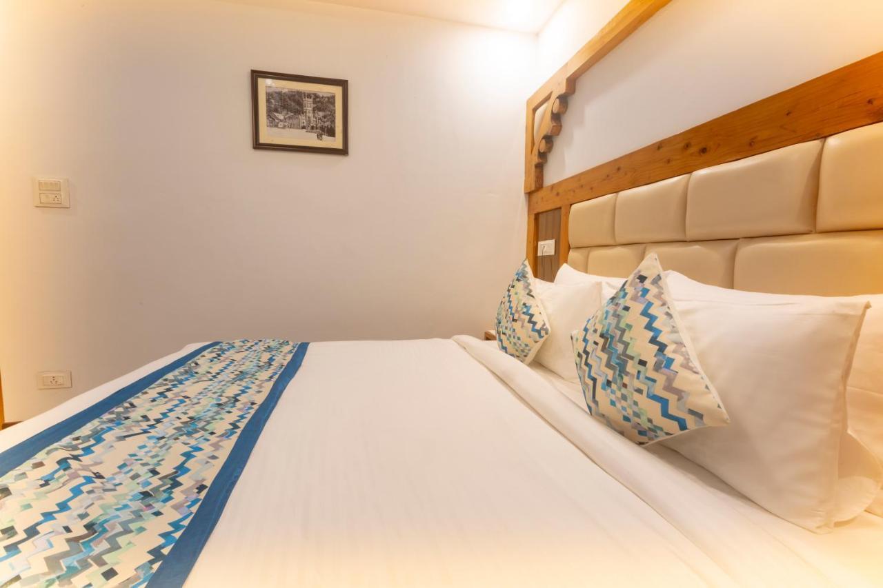 Golden Oak Bed & Breakfast Shimla Exterior photo